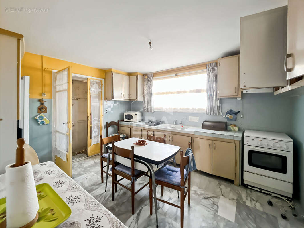 Appartement à MARSEILLE-12E