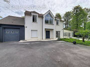 Maison à VILLIERS-SAINT-FREDERIC