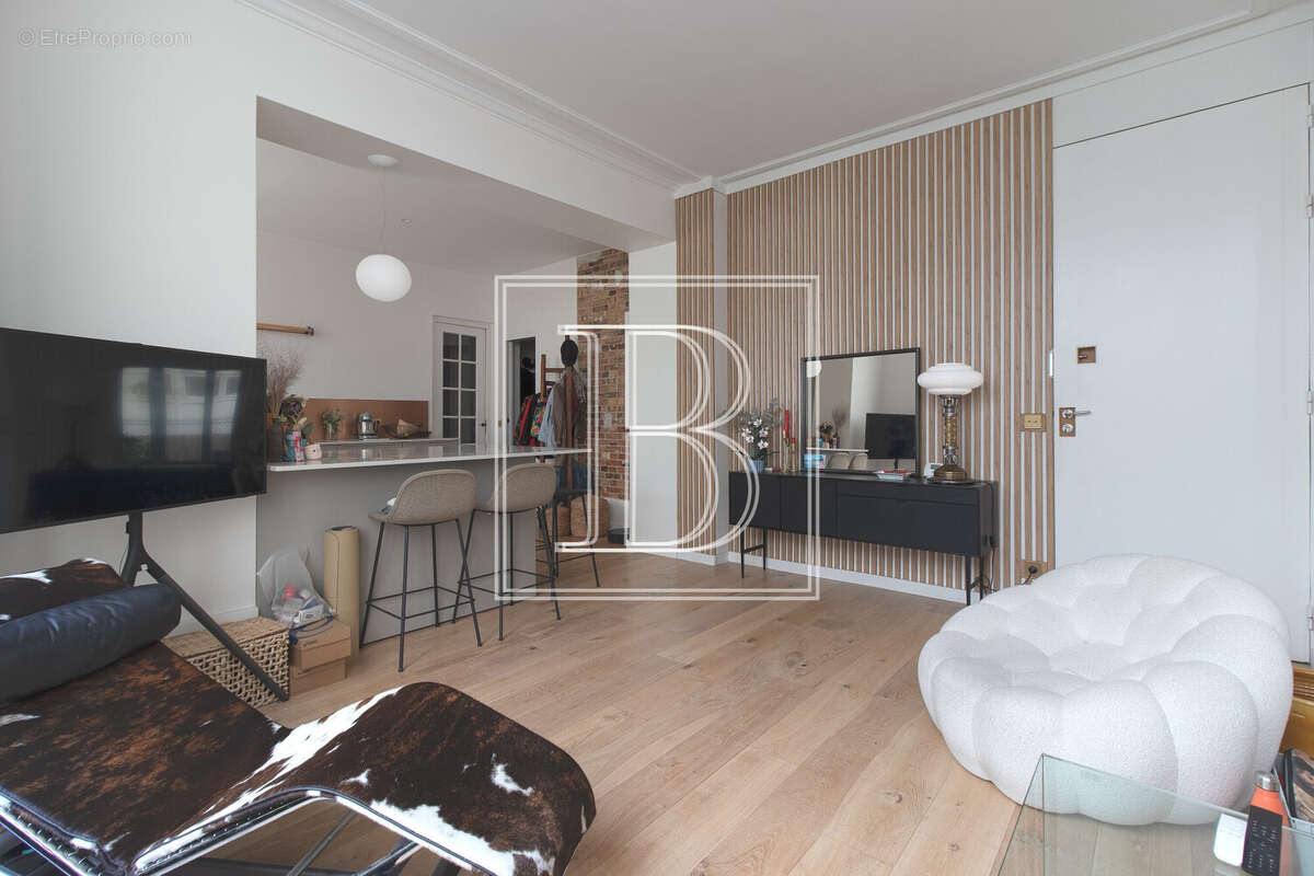Appartement 58 m² à Paris-4e  - photo 2