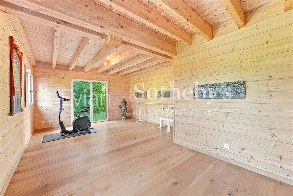 Neuvecelle, Maison contemporaine en ossature bois de 228 m² habitables. - photo 16