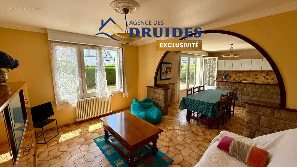 Maison à CRACH