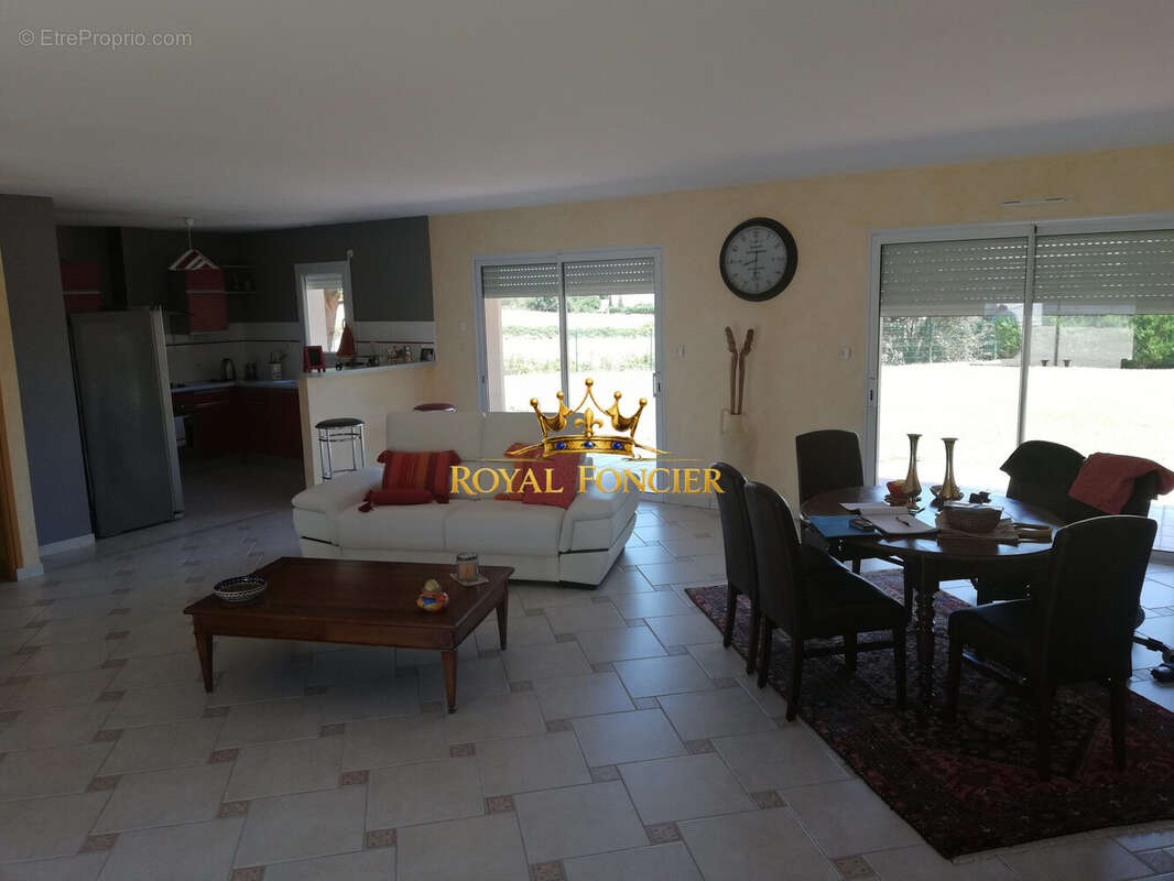 Maison 122 m² à Chatellerault  - photo 8