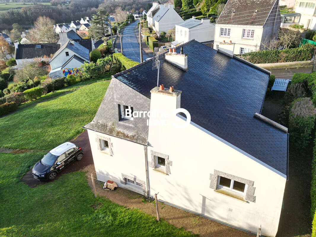 Maison à SAINT-MARTIN-DES-CHAMPS