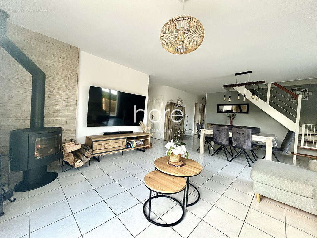 Maison à FRENOUVILLE