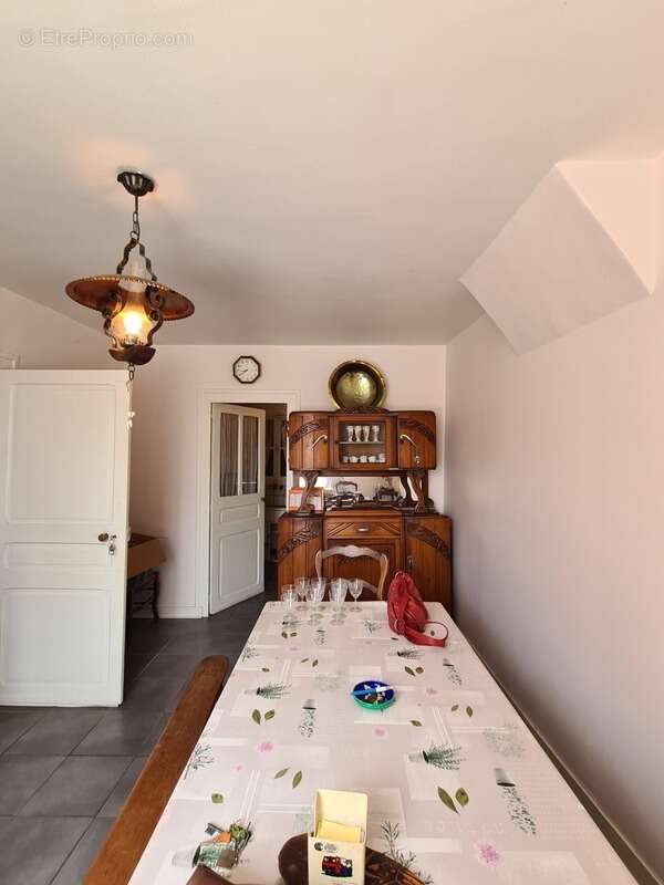 Maison à MAGNAC-LAVAL