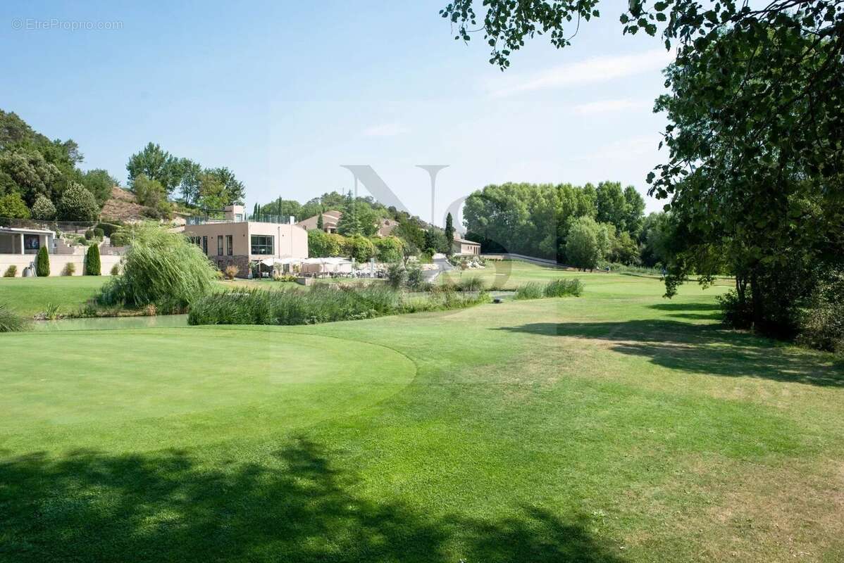 Maison à AIX-EN-PROVENCE