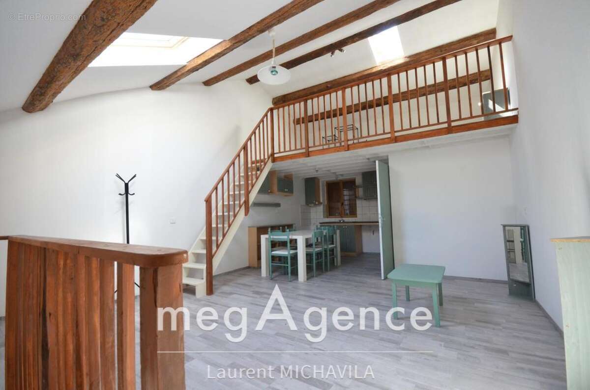 Maison à VILLENEUVE-LES-BEZIERS