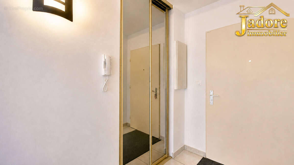 Appartement plain pied + veranda + parking souterrain - photo 14