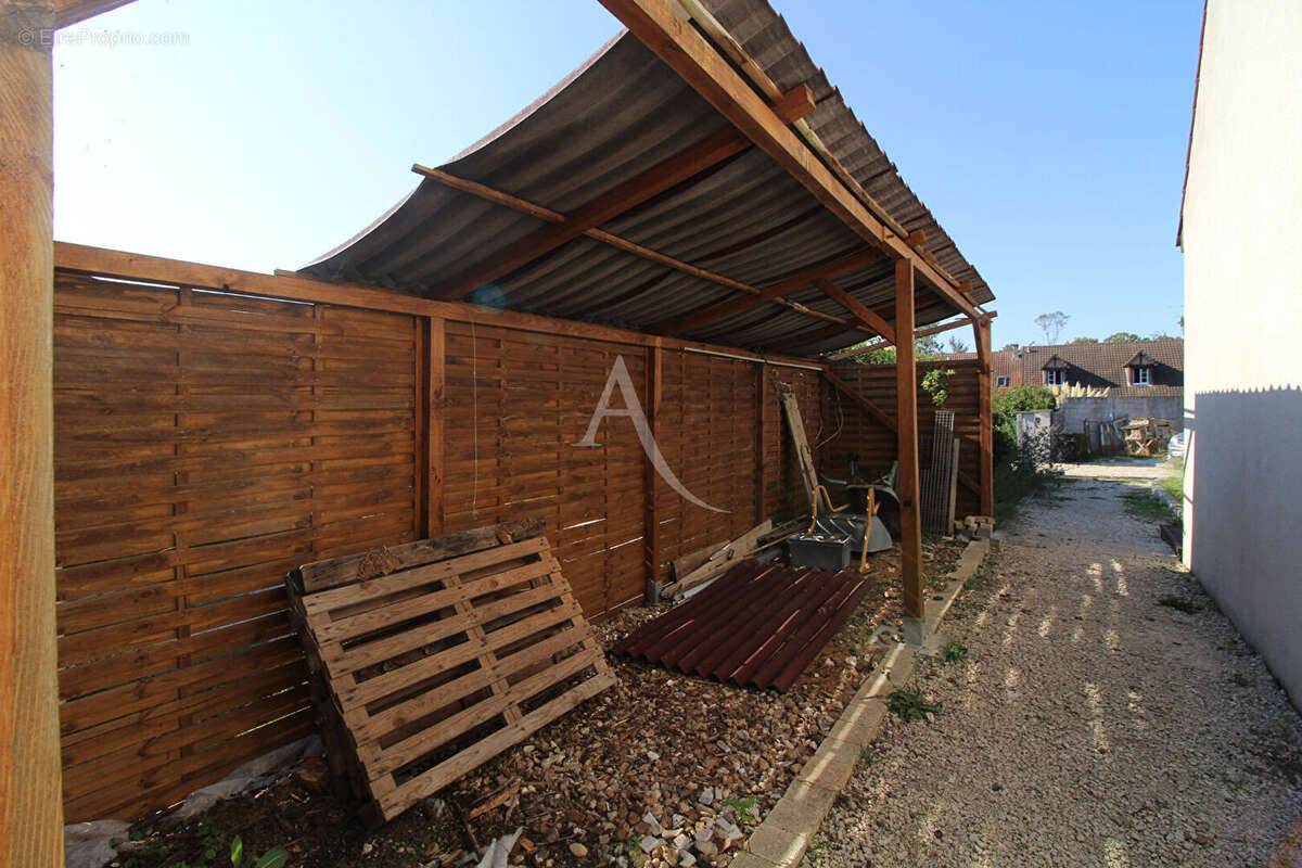 Maison à HUISSEAU-SUR-COSSON