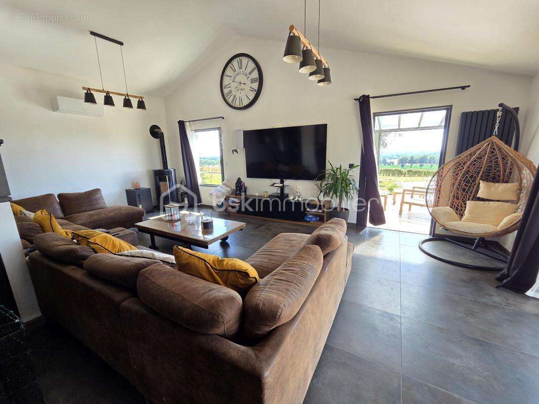 Magnifique Villa de prestige de 267m² à LA SALLE - photo 8