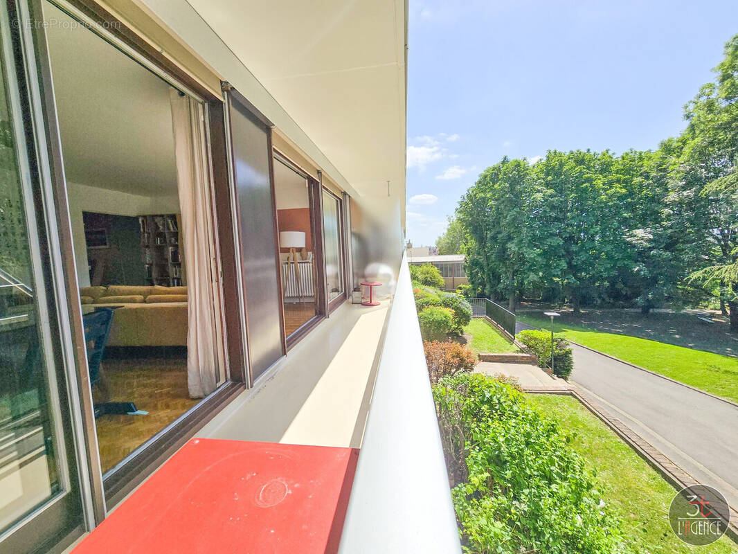 Appartement à FONTENAY-SOUS-BOIS