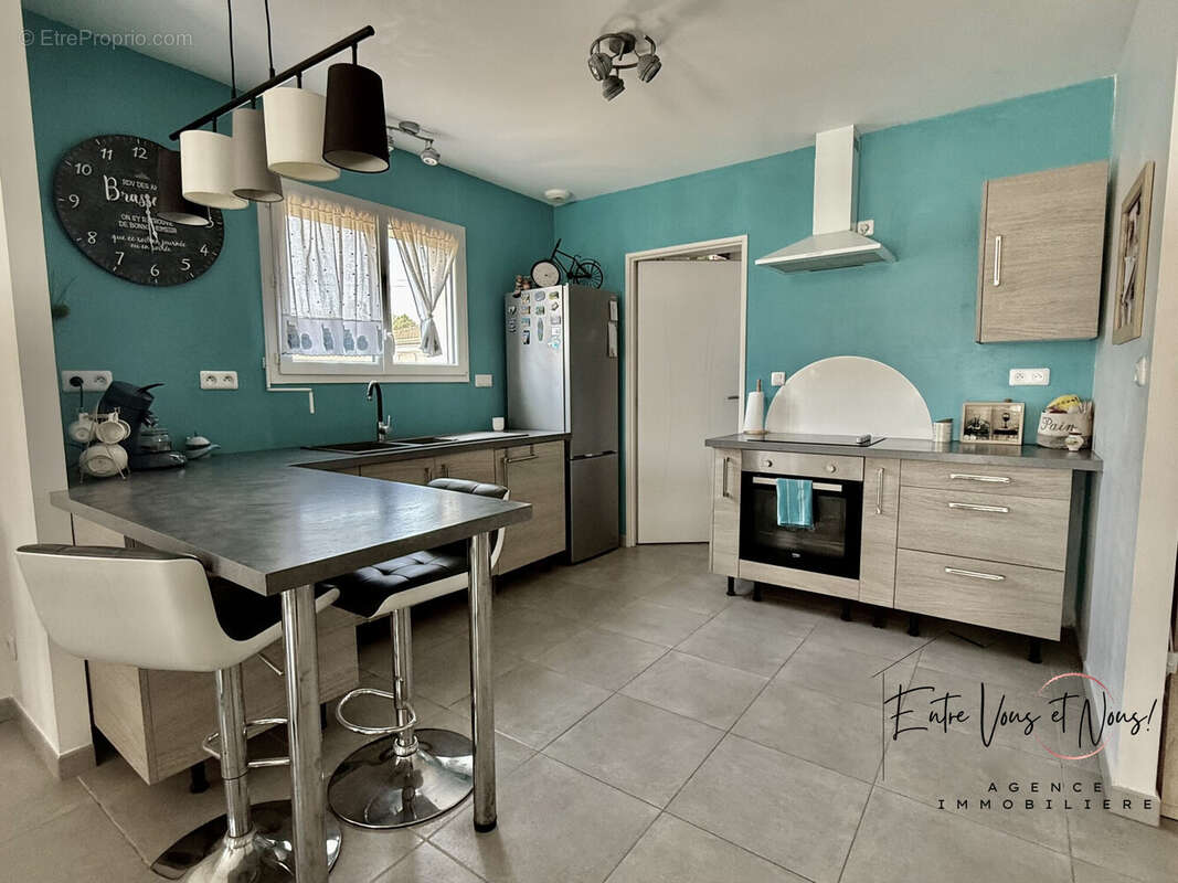 Maison 96 m² à Toulenne  - photo 4