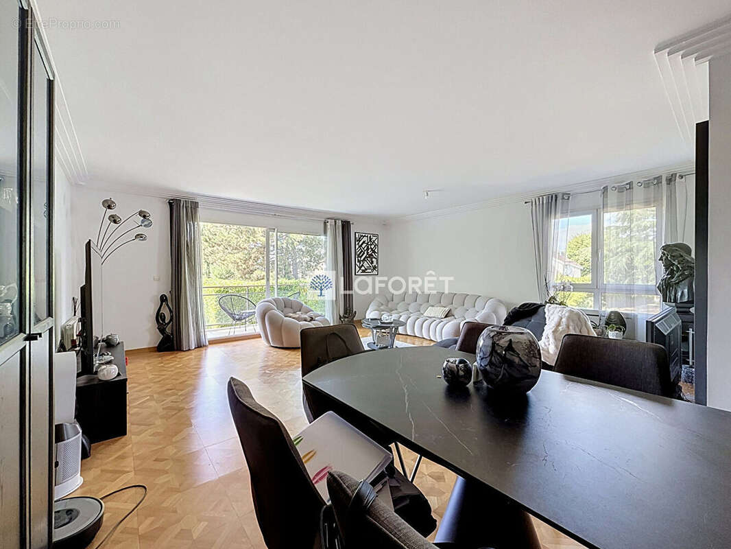 Appartement Bois Guillaume 4 pièce(s) 146.64 m2 - photo 6