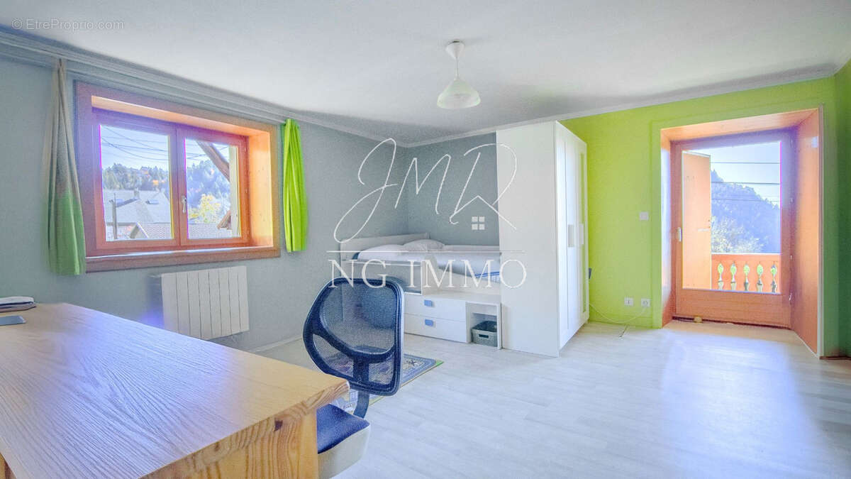 Maison à SAINT-JEAN-DE-THOLOME