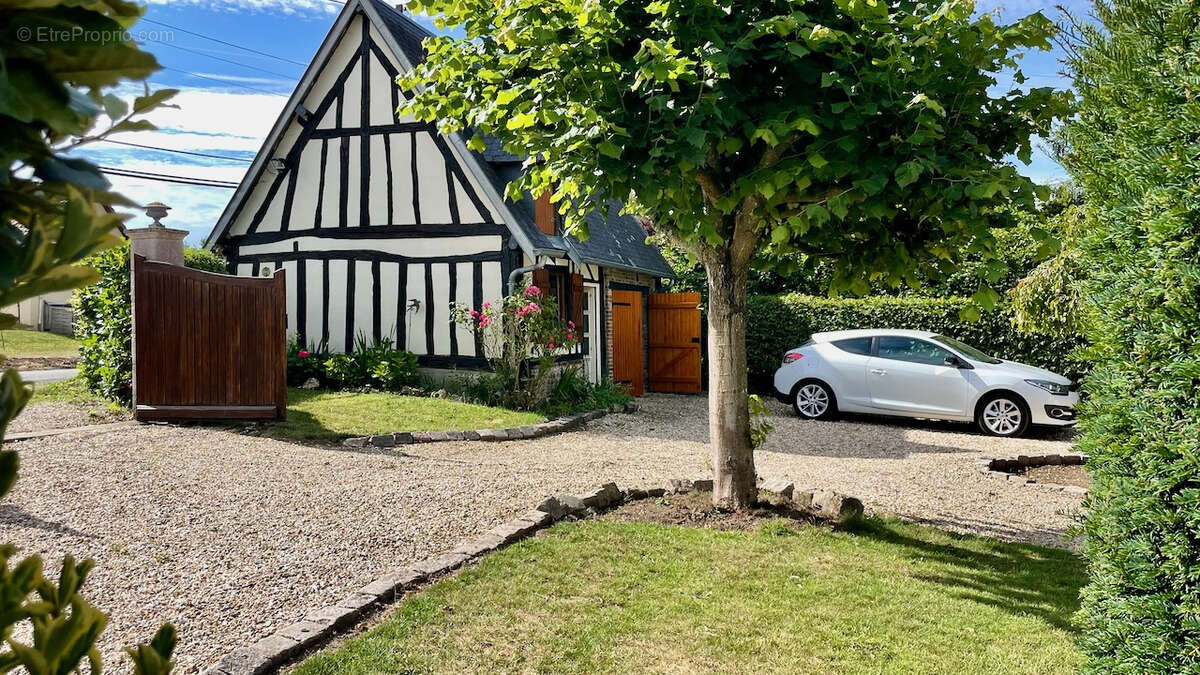 Maison à LA HOUSSAYE