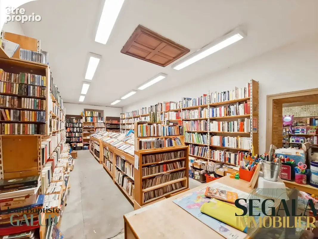 Immeuble dans le centre ville de Carmaux - 650 m2 au sol - photo 8