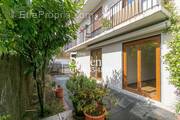 Appartement à SAINT-MAUR-DES-FOSSES