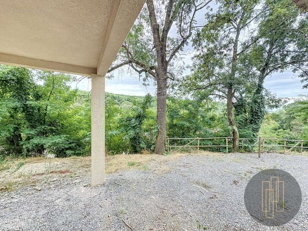 Maison à SOURCIEUX-LES-MINES