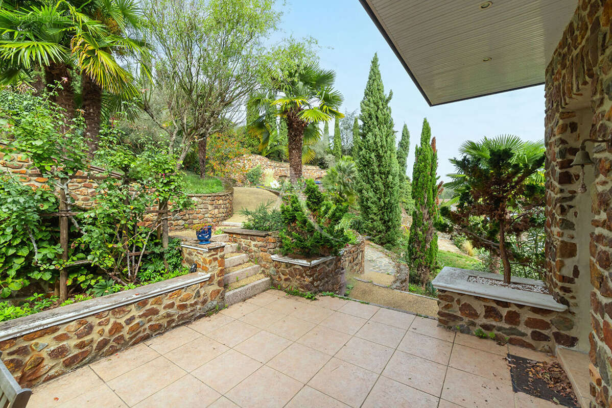 Maison à CHATEAU-GONTIER