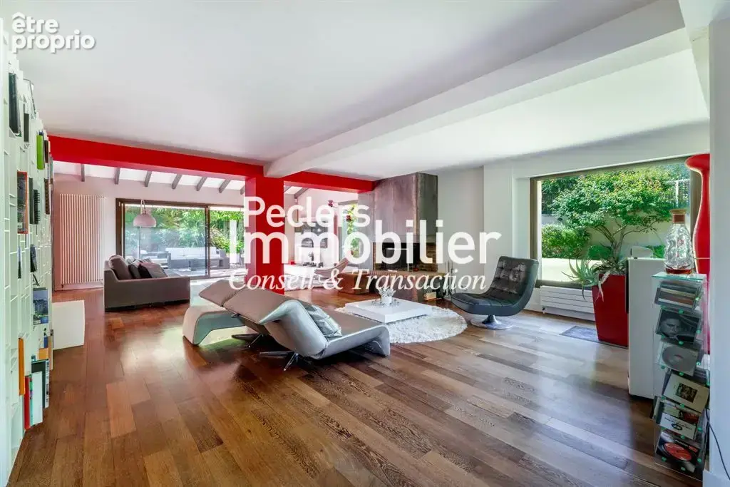 Propriété de caractère au cœur de Rueil-Malmaison – 250 m² avec jardin et dépendances - photo 9