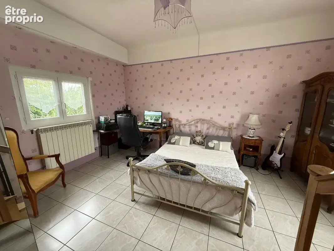 Maison 6 pièces 175 m² à vendre à Sorgues (84700) - photo 9