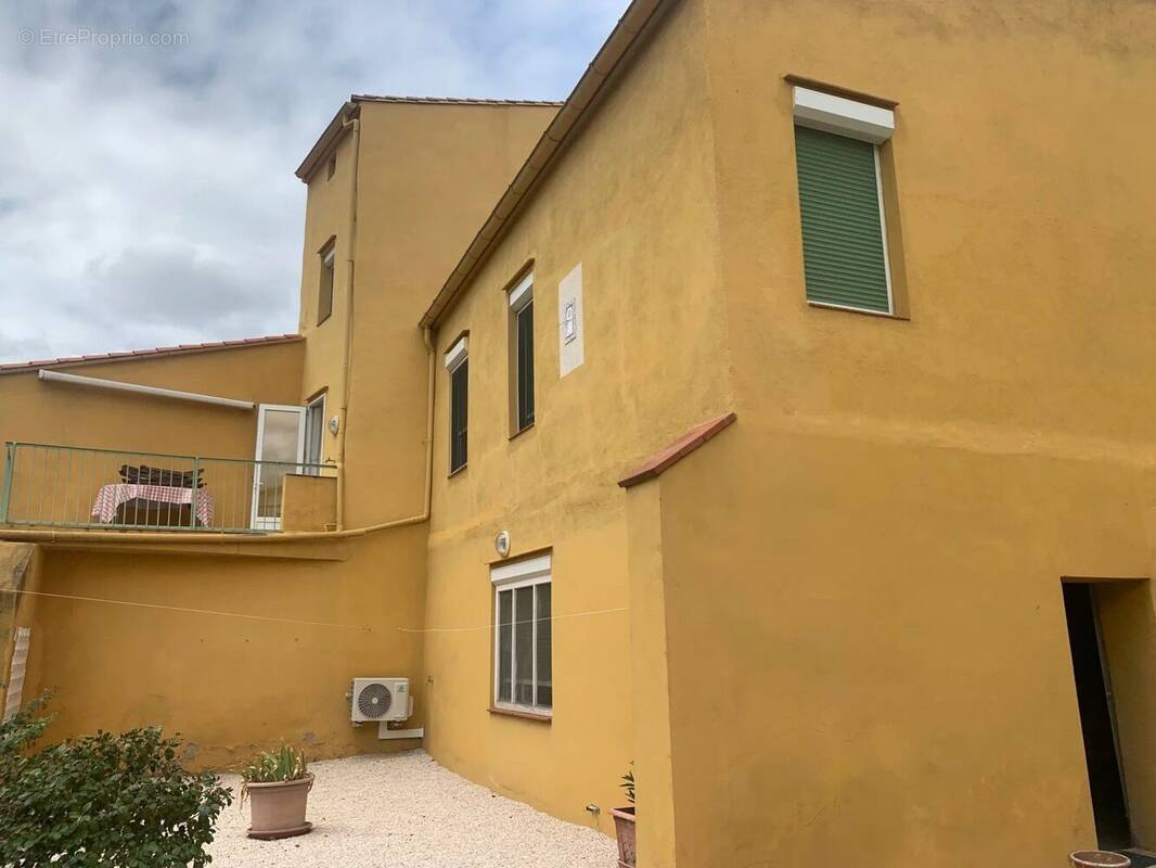 Maison à MAURY