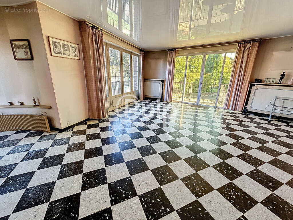 Maison à WATTIGNIES