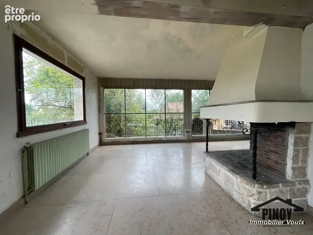 Egreville - Maison traditionnelle de 149m2 avec jardin. Beaux volumes et potentiel - photo 4