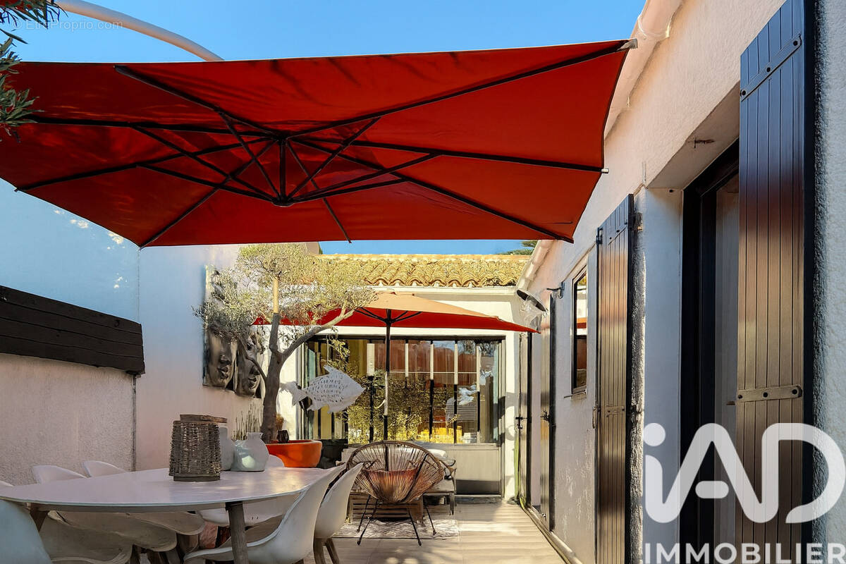 Photo 1 - Maison à SAINT-CLEMENT-DES-BALEINES