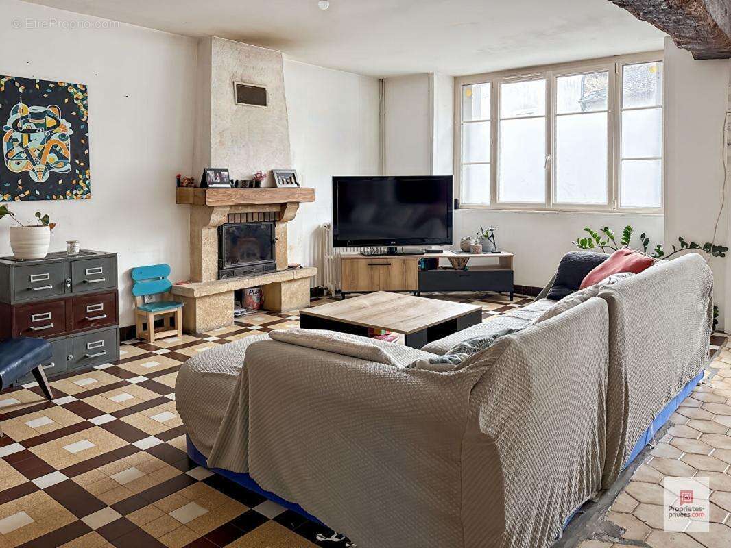 Maison à MORANNES
