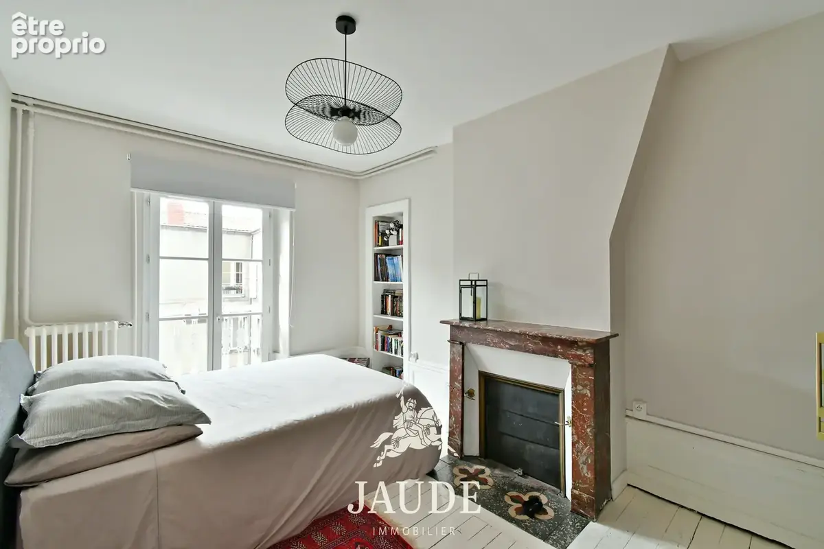 Appartement de caractère de 267,12 m2 au dernier étage avec ascenseur   2 rue Blaise Pascal, Clermont-Ferrand - photo 12