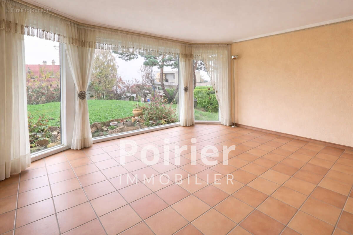 Propriété familiale avec vue imprenable - photo 4