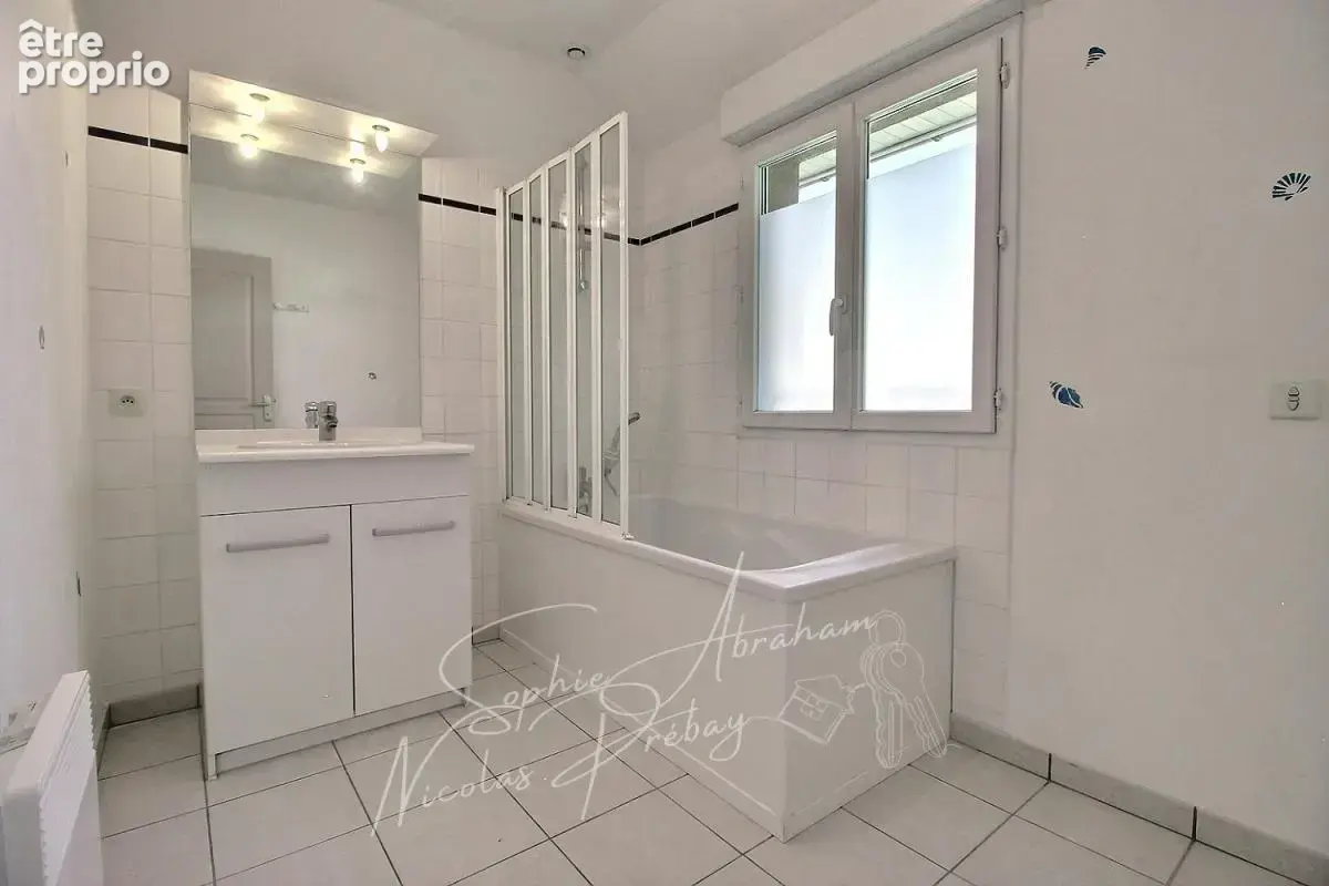 Maison avec 5 chambres, garage et jardin - photo 11