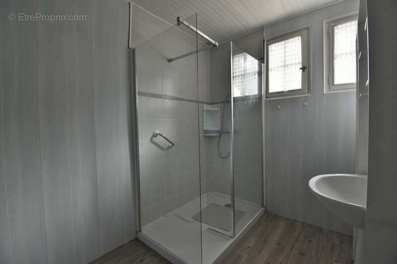 Maison à SAINT-AGREVE