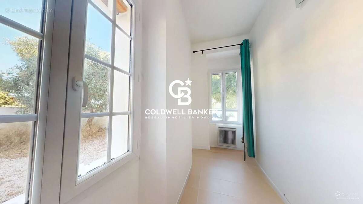 Appartement Rénové avec Grand Jardin Privatif et Piscinable - photo 4