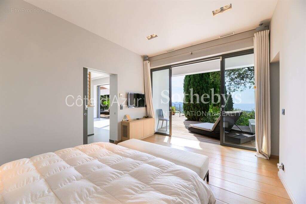 Maison à LA CROIX-VALMER