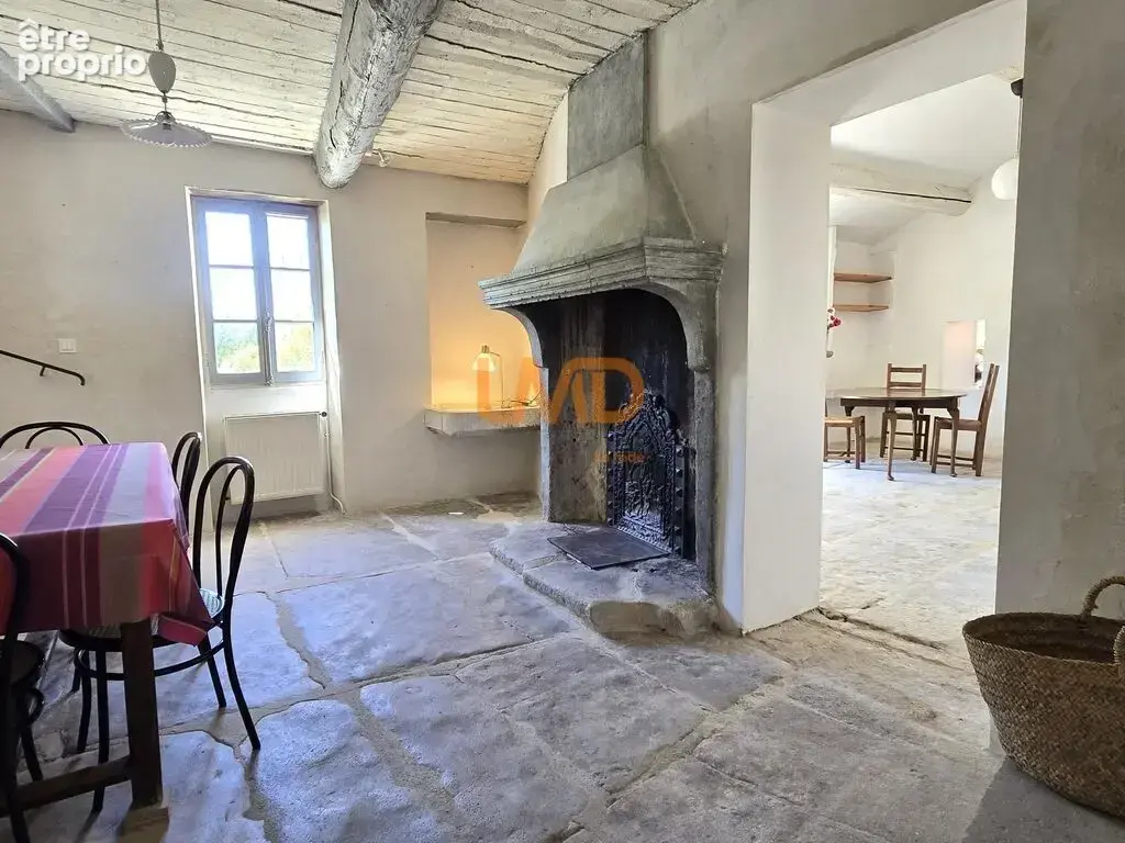 Authentique mas du 18ᵉ à Gordes avec piscine et vue panoramique - photo 8