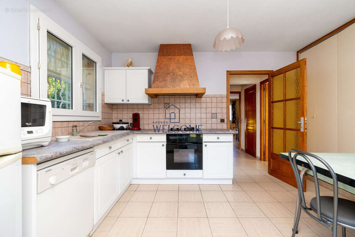 Maison à SAINT-MATHIEU-DE-TREVIERS