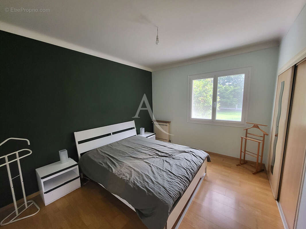 Maison  8 pièce(s)- 180m² - photo 5