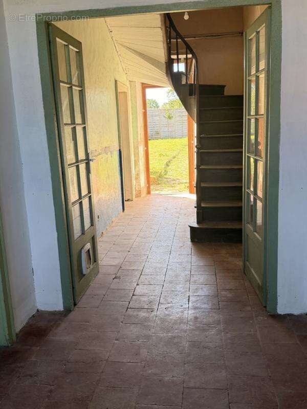 Maison de caractère à vendre au cœur du village de René - photo 5