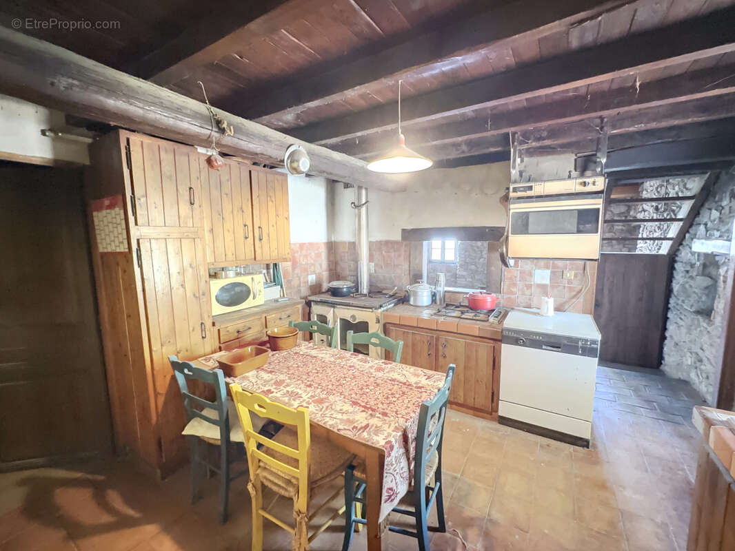 Maison ancienne sur les hauteurs de Ventabren - photo 6