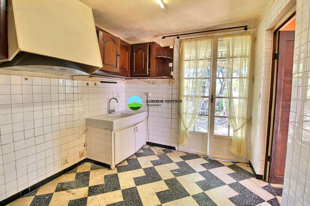 Maison à LE BARROUX