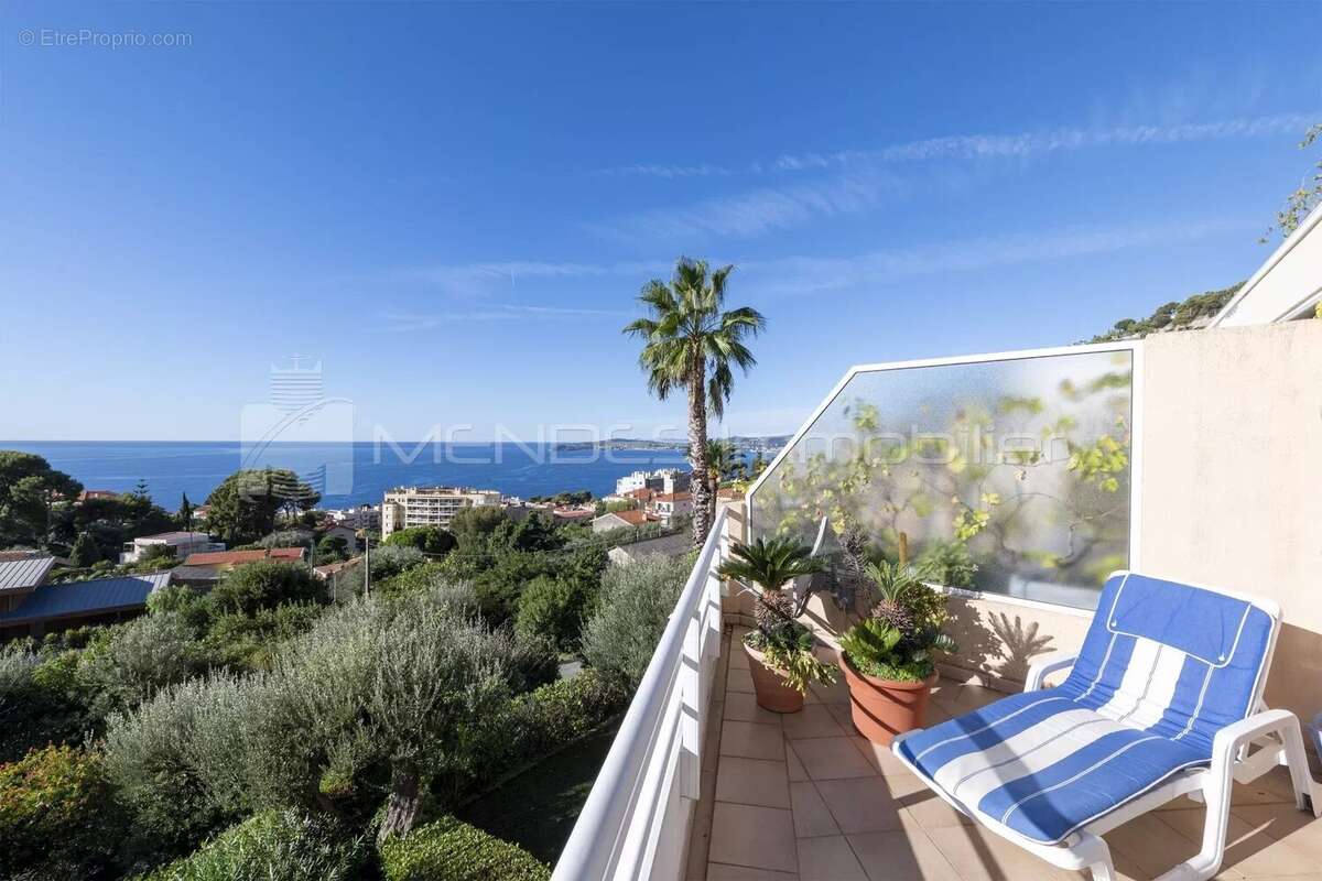 Appartement à CAP-D'AIL