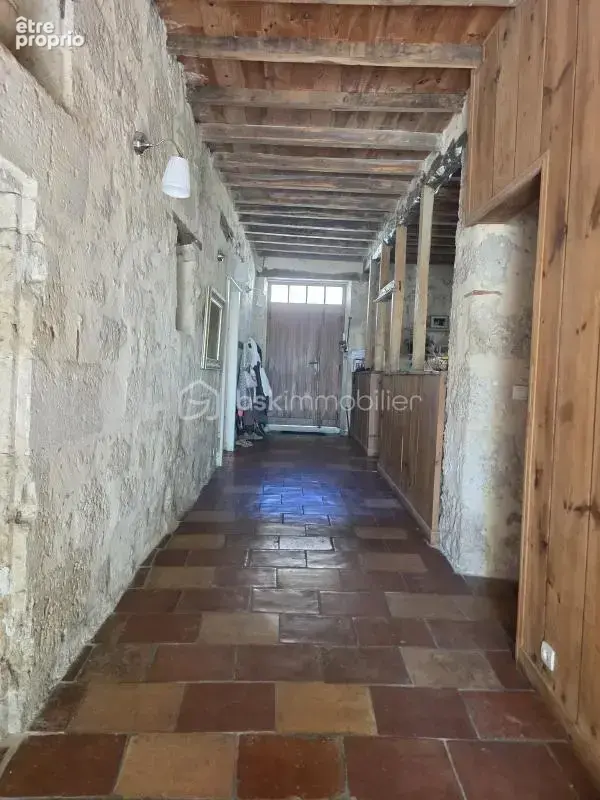 Maison de village en pierre - 4 chambres- 145 m²- jardin- grange - photo 11