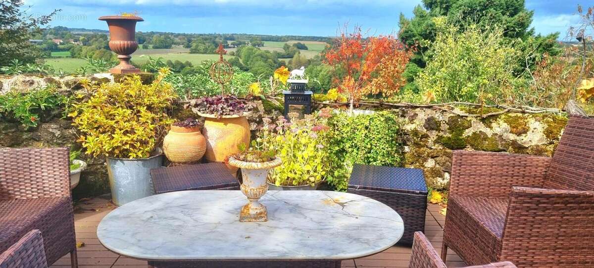 Maison à LE GUE-DE-LA-CHAINE