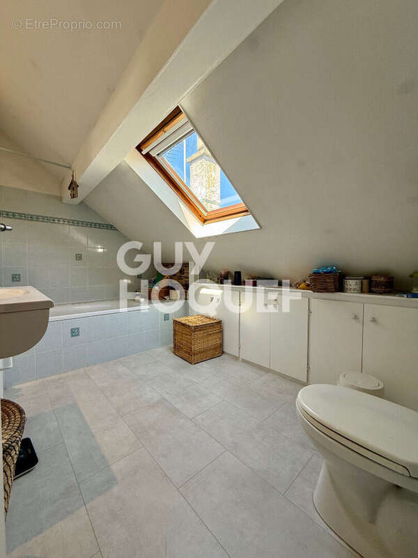 Maison à NEUILLY-SUR-MARNE