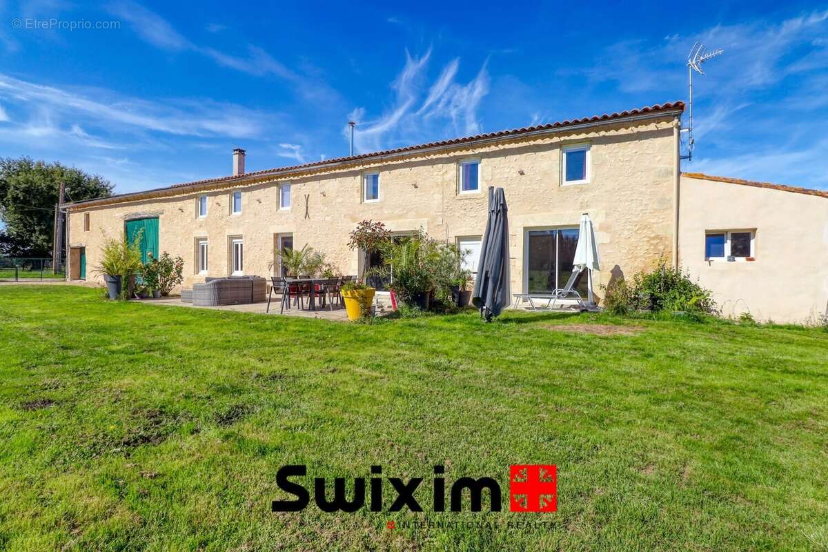 Maison à SAINT-LAURENT-MEDOC