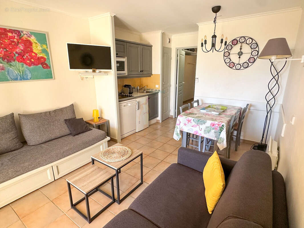 Appartement à LES ISSAMBRES