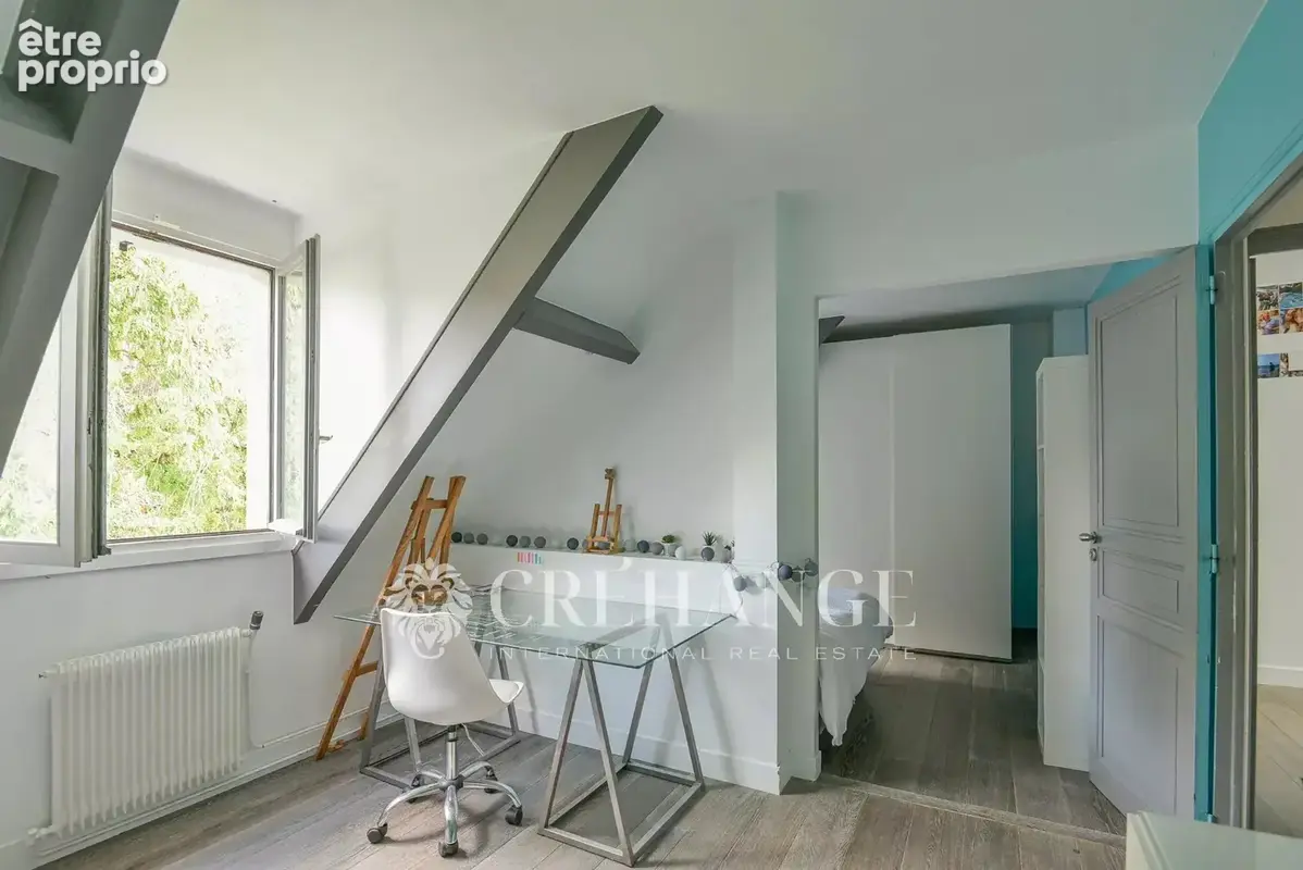 La Celle-Saint-Cloud — Maison familiale contemporaine avec piscine, hammam et jardin paysagé - photo 23