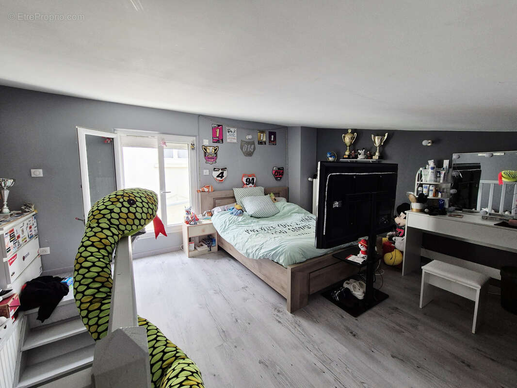 Maison à VILLESENEUX